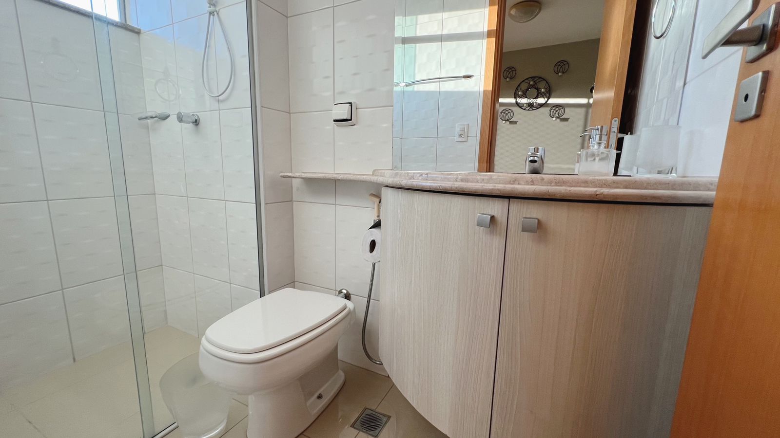 Imagem Apartamento com 3 Quartos à Venda, 108 m²em Setor Bueno - Goiânia