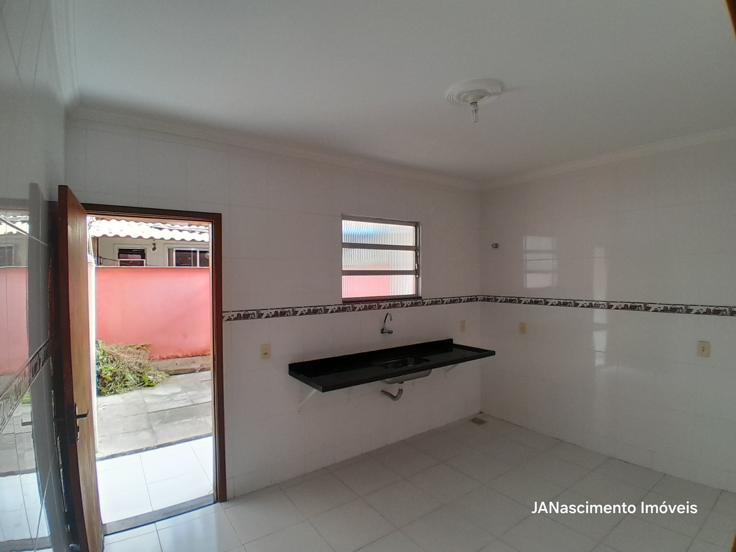 Foto do imóvel: Casa de Condomínio com 2 Quartos à Venda, 87 m² em Bangu - Rio de Janeiro