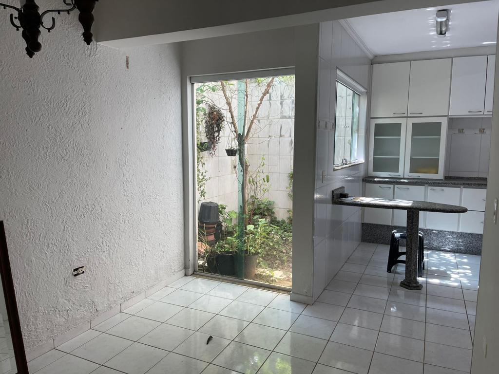 Imagem Sobrado com 4 Quartos à Venda, 200 m²em Demarchi - São Bernardo do Campo