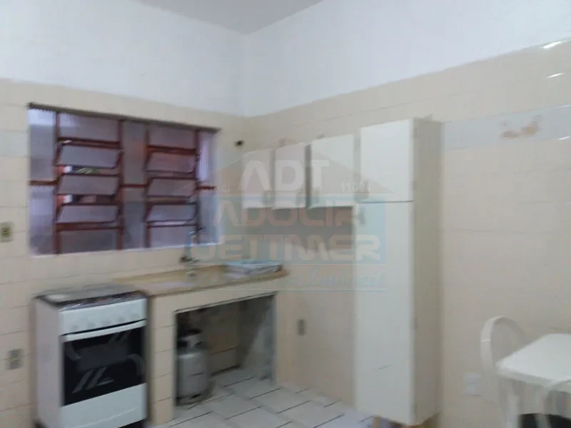 Imagem Kitnet com 1 Quarto para Alugar, 36 m² em Costa e Silva - Joinville