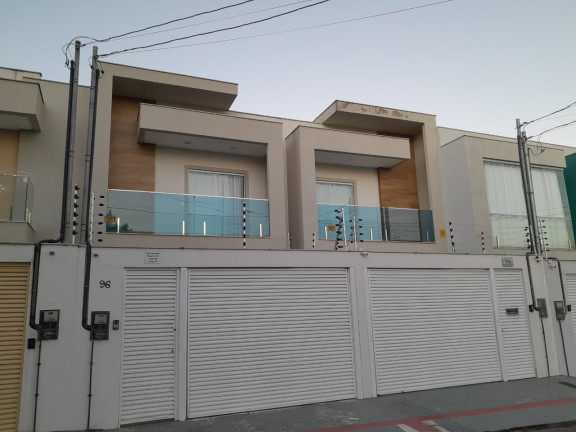 Imagem Casa com 3 Quartos à Venda, 133 m²em Colina de Laranjeiras - Serra