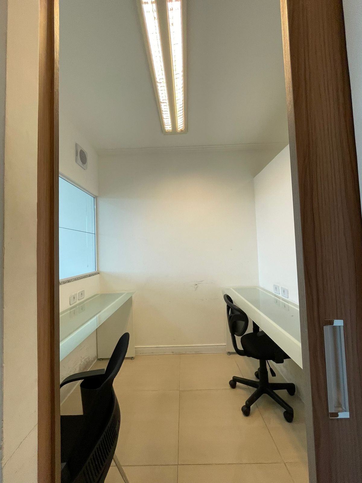 Foto do imóvel: Sala Comercial à Venda, 34 m² em São Cristóvão - Salvador