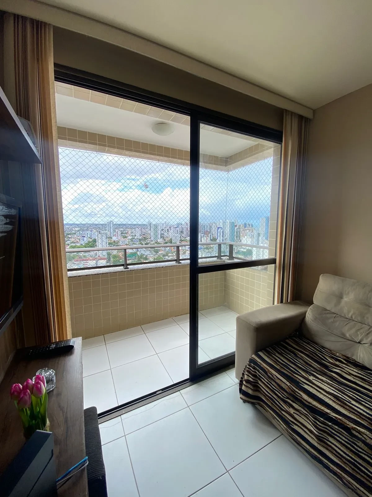 Imagem Apartamento com 2 Quartos à Venda, 62 m² em Candeias - Jaboatão dos Guararapes
