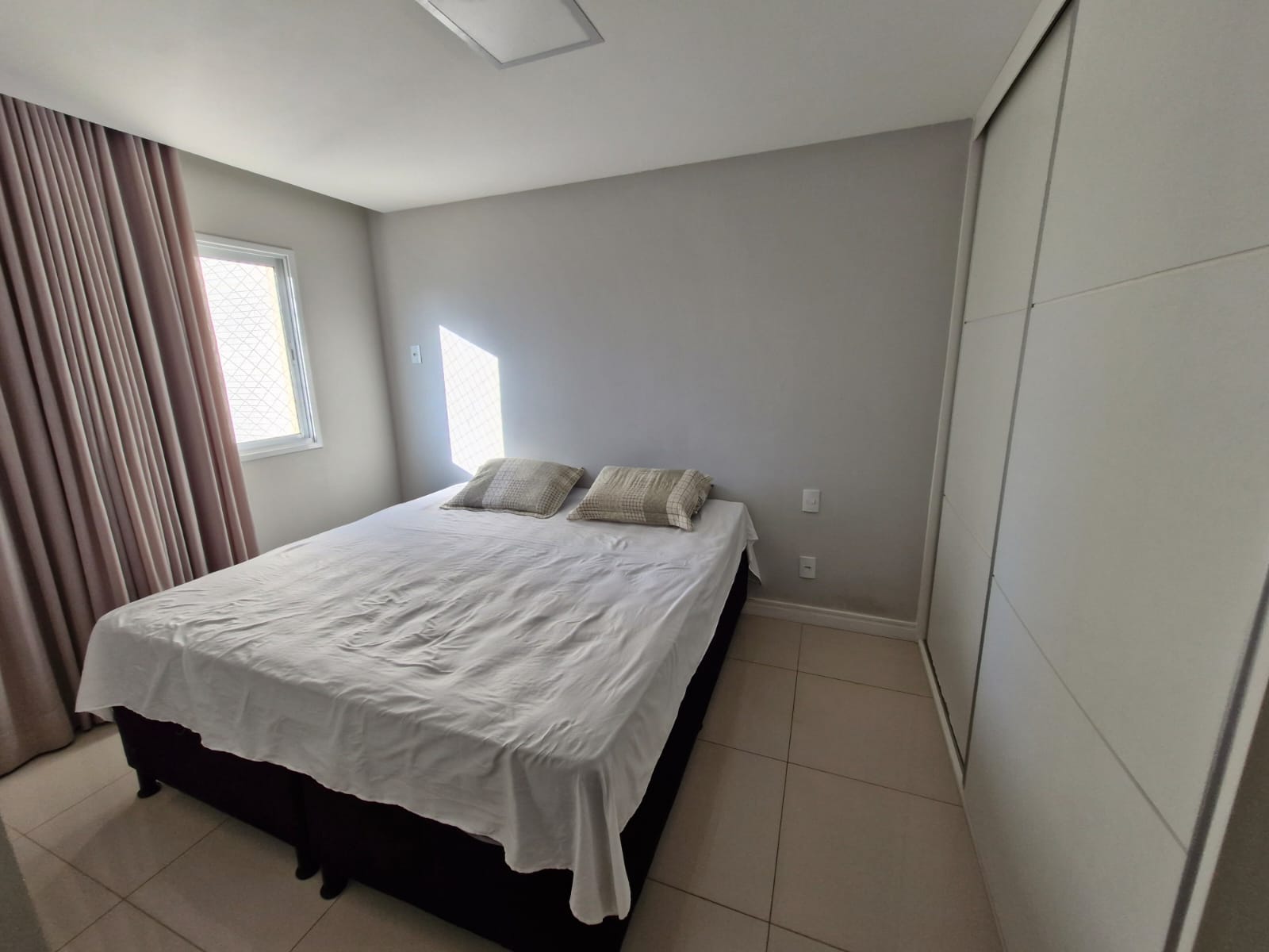 Imagem Apartamento com 2 Quartos à Venda, 75 m²em Imbuí - Salvador
