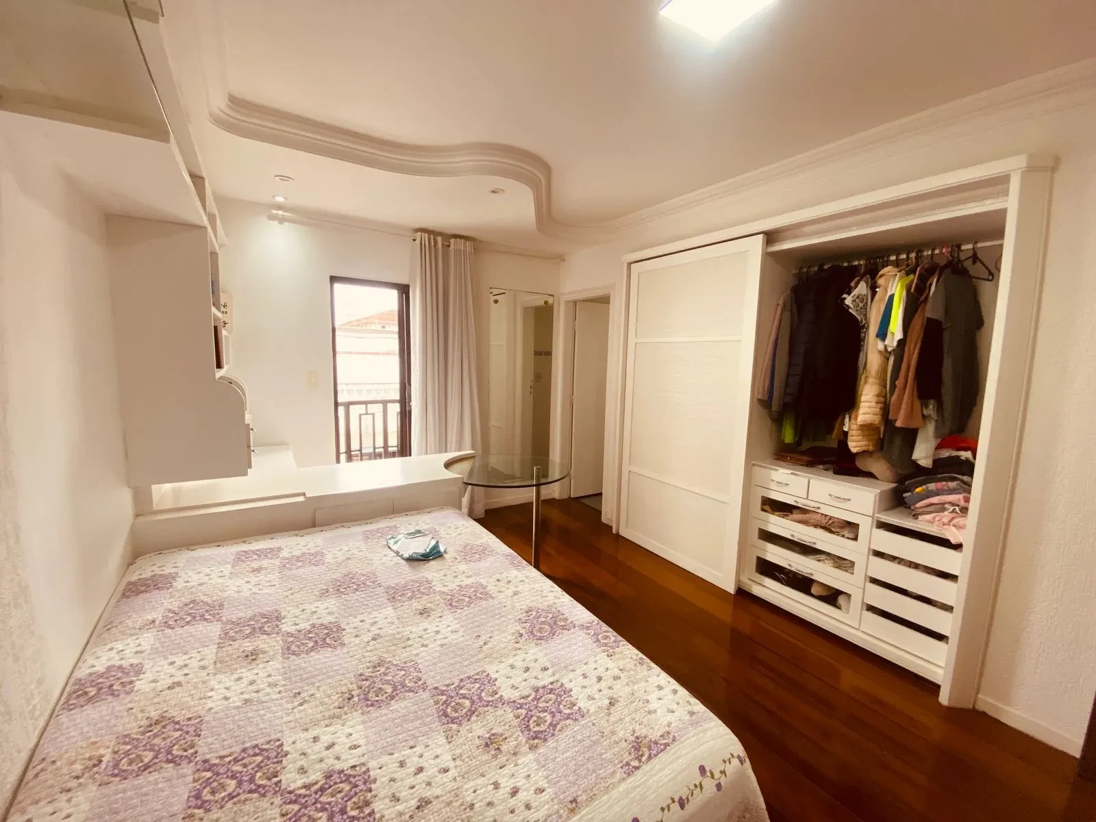 Imagem Sobrado com 4 Quartos à Venda, 255 m² em Embaré - Santos