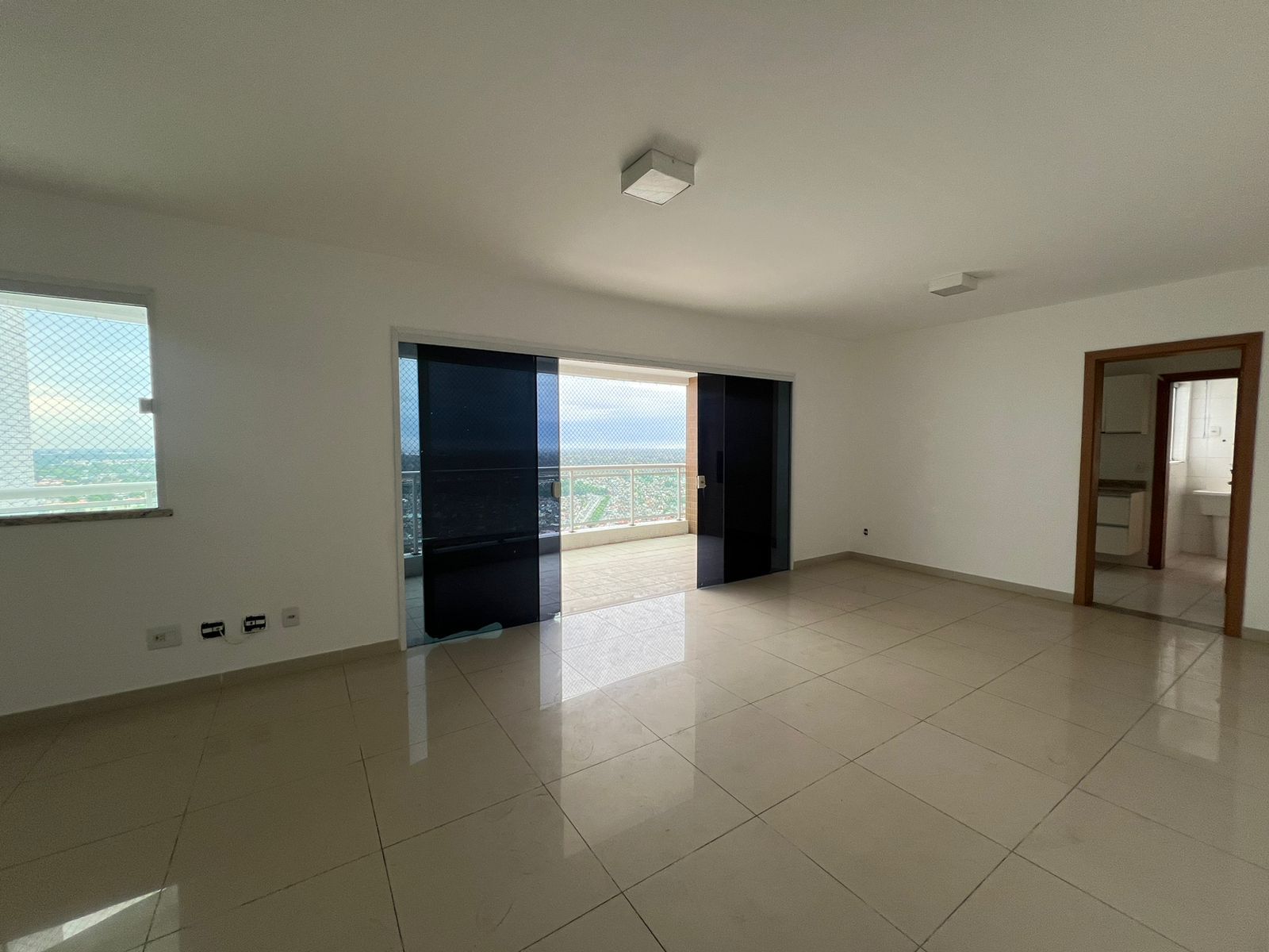 Imagem Apartamento com 3 Quartos à Venda, 138 m²em Marco - Belém