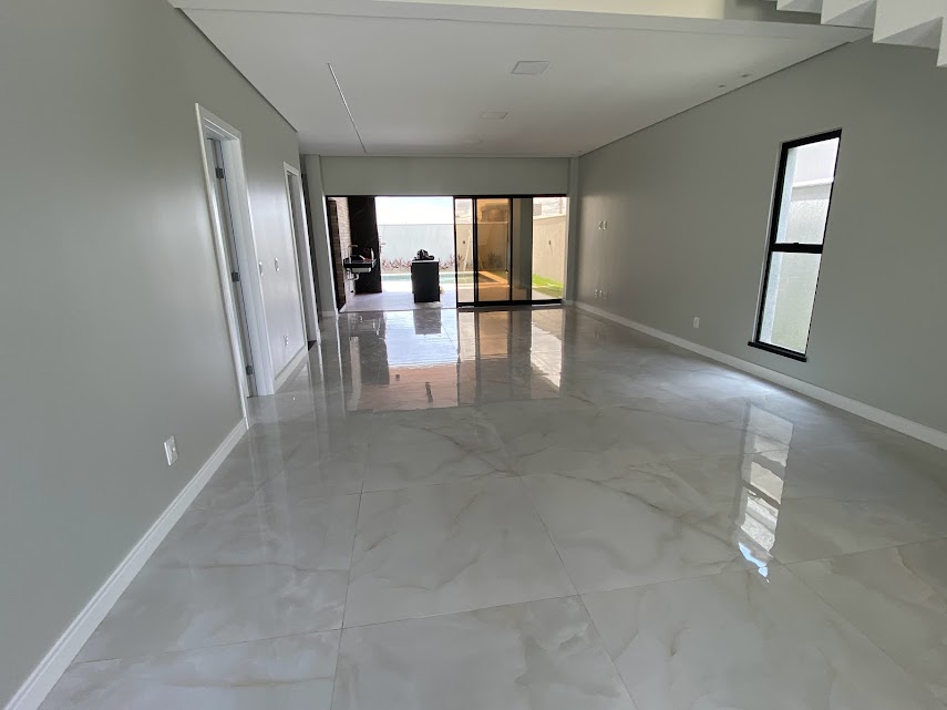 Imagem Casa de Condomínio com 4 Quartos à Venda, 257 m²em Cidade Alpha - Eusébio