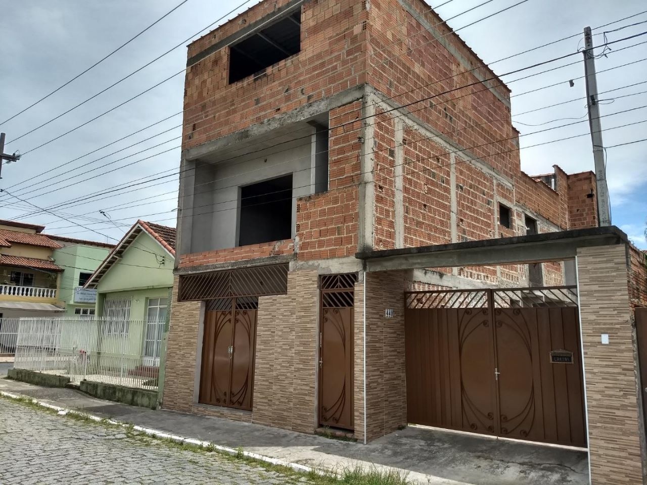 Imagem Sobrado com 4 Quartos à Venda, 382 m²em Centro - Cruzeiro
