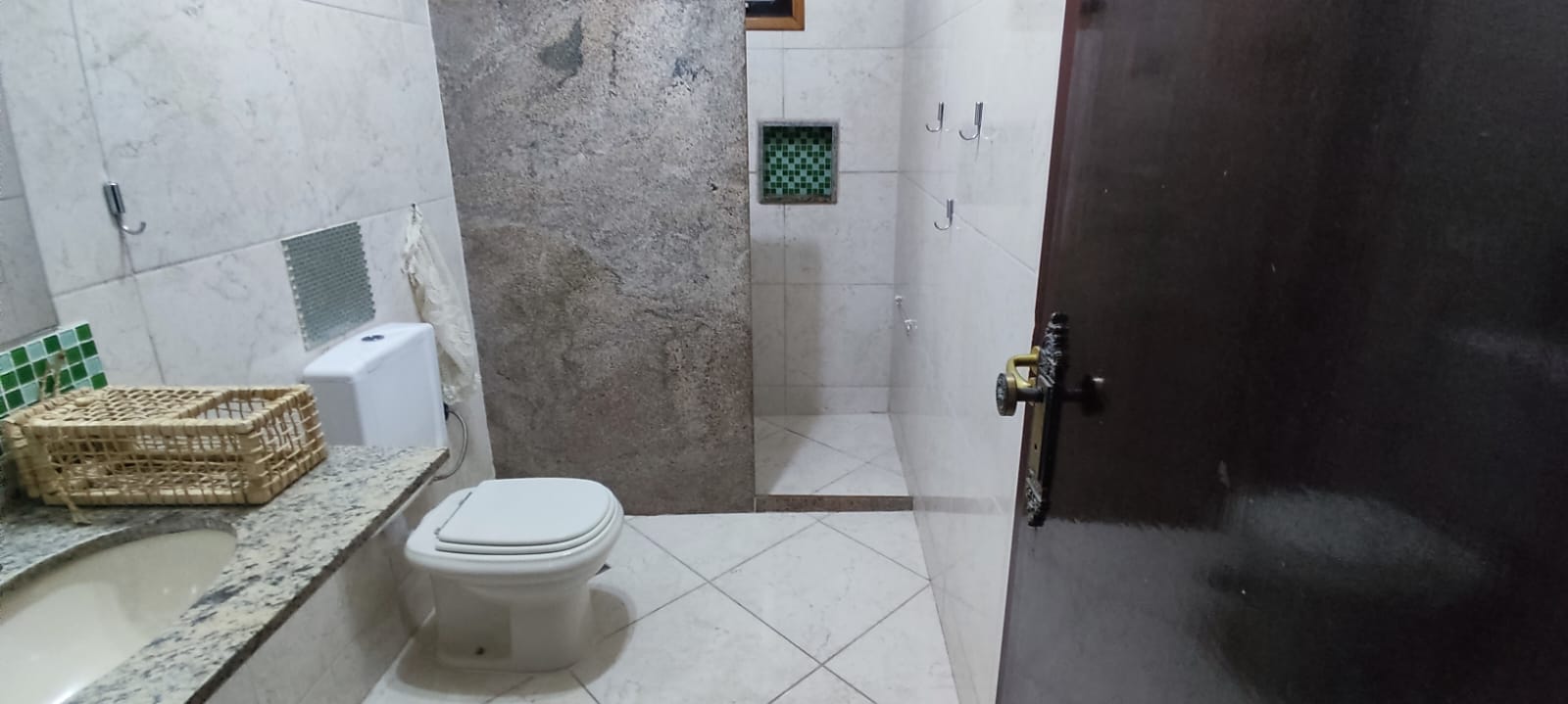 Casa com 3 Quartos à Venda, 330 m²em Itaipu - Niterói