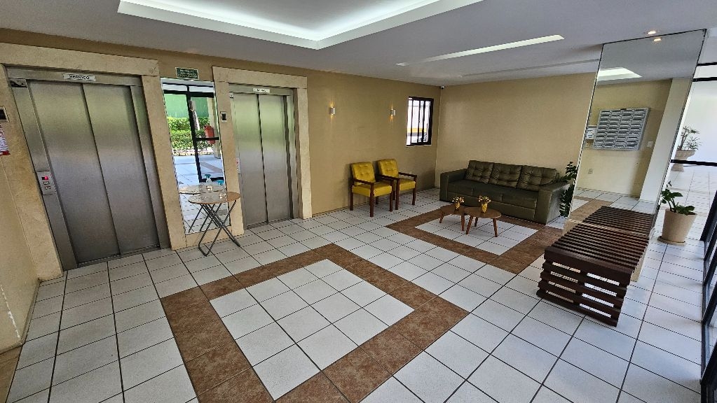 Imagem Apartamento com 2 Quartos à Venda, 62 m²em Monte Castelo - Fortaleza