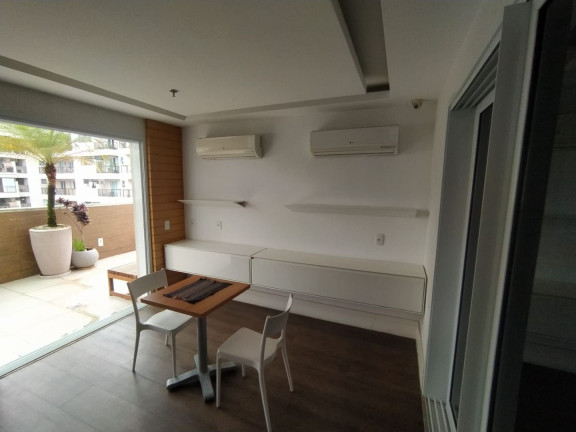 Sala Comercial à Venda, 33 m² em Icaraí - Niterói