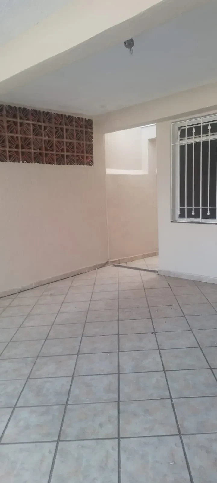 Imagem Sobrado com 2 Quartos à Venda ou Locação, 367 metros em Vila Menck - Osasco