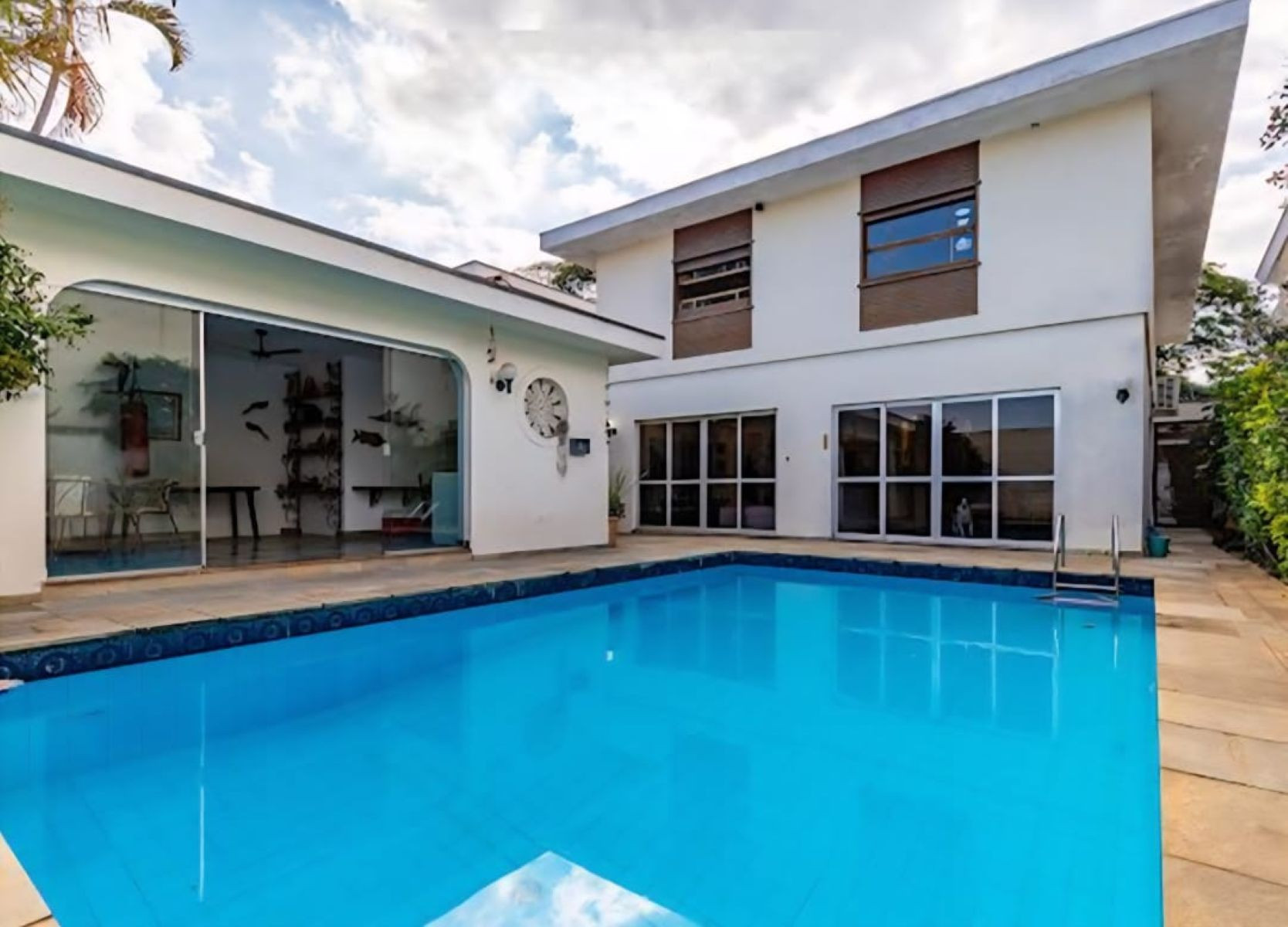 Sobrado com 4 Quartos à Venda, 363 m² em Granja Julieta - São Paulo