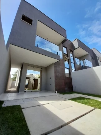 Imagem Casa com 3 Quartos à Venda, 151 m² em Centro - Eusébio