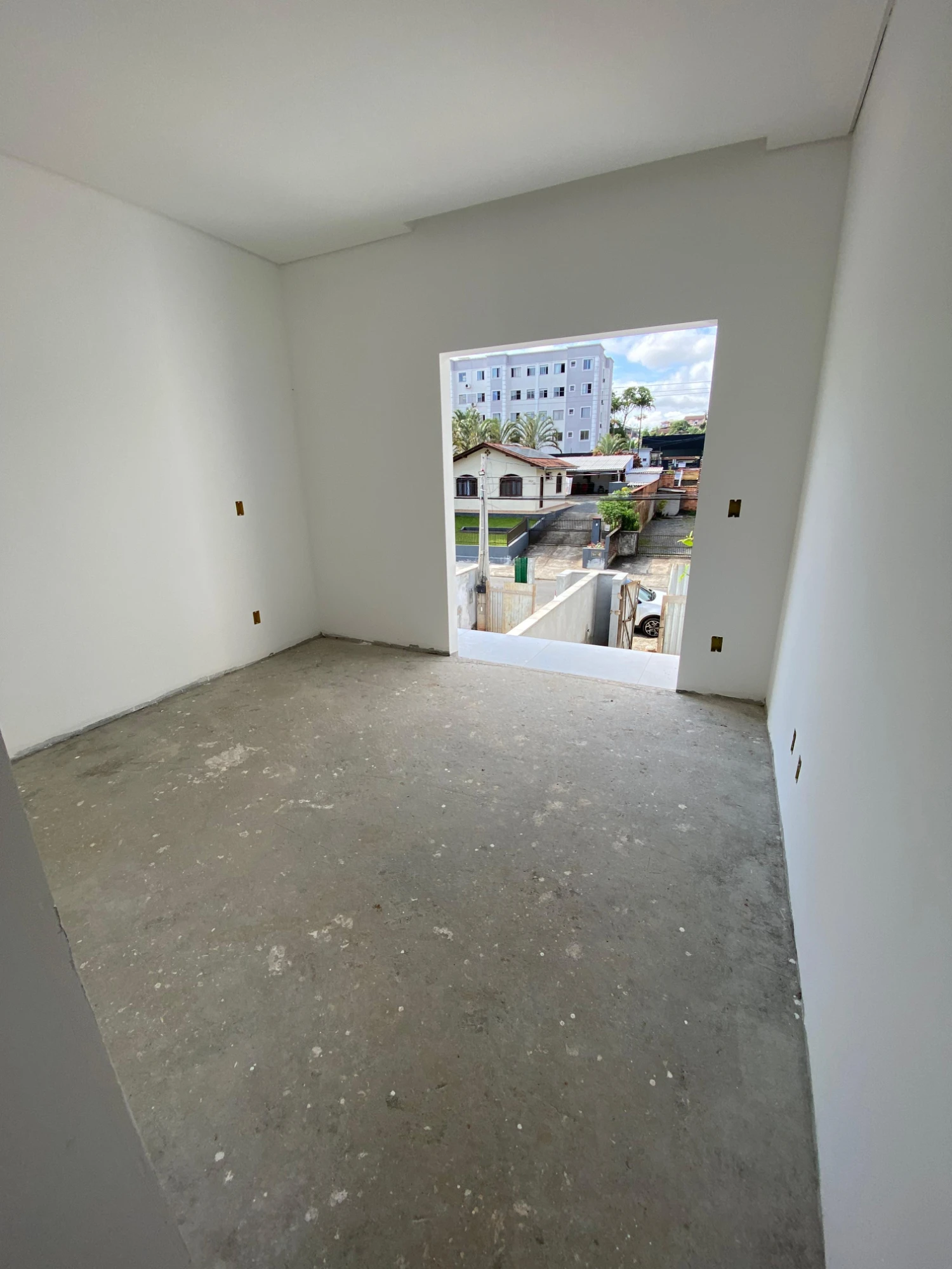 Imagem Sobrado com 3 Quartos à Venda, 125 metros em Floresta - Joinville
