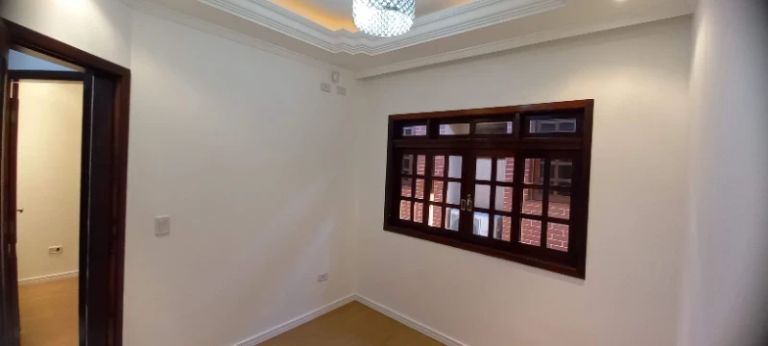 Imagem Casa com 4 Quartos à Venda, 132 m² em Aviação - São José dos Pinhais