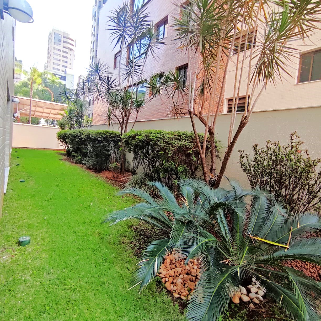Imagem Apartamento com 4 Quartos à Venda, 138 m²em Lourdes - Belo Horizonte