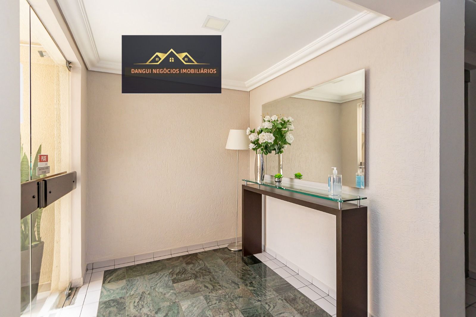 Imagem Apartamento com 3 Quartos à Venda, 91 m²em Bacacheri - Curitiba