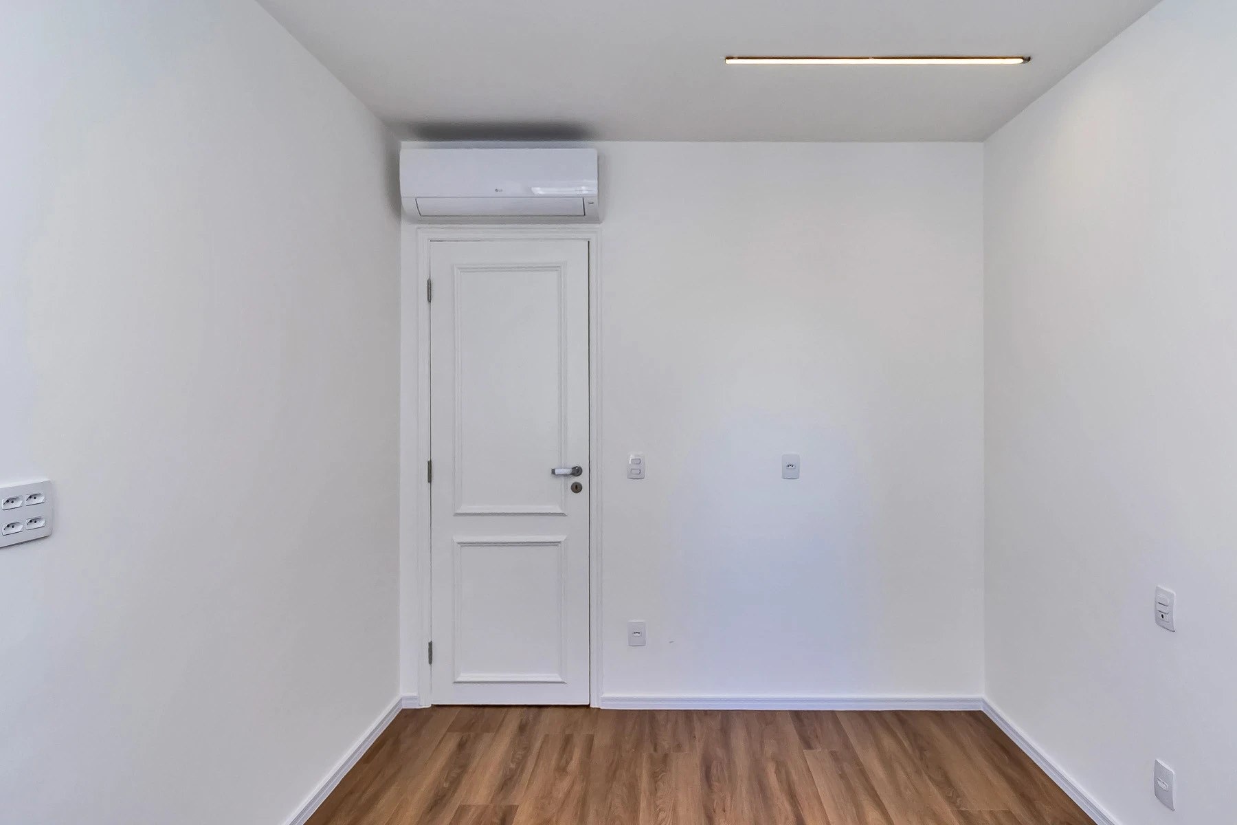 Foto do imóvel: Apartamento com 3 Quartos à Venda, 92 m² em Vila Olímpia - São Paulo