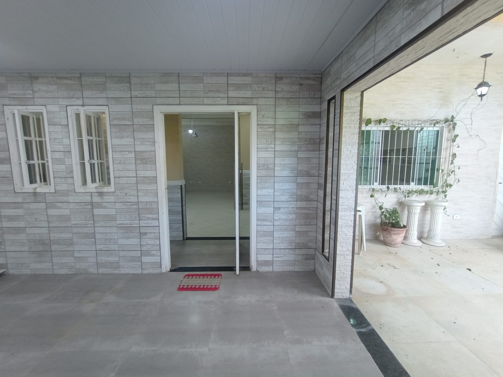 Foto do imóvel: Sobrado com 2 Quartos à Venda, 80 m²em Balneario Praia do Perequê - Guarujá