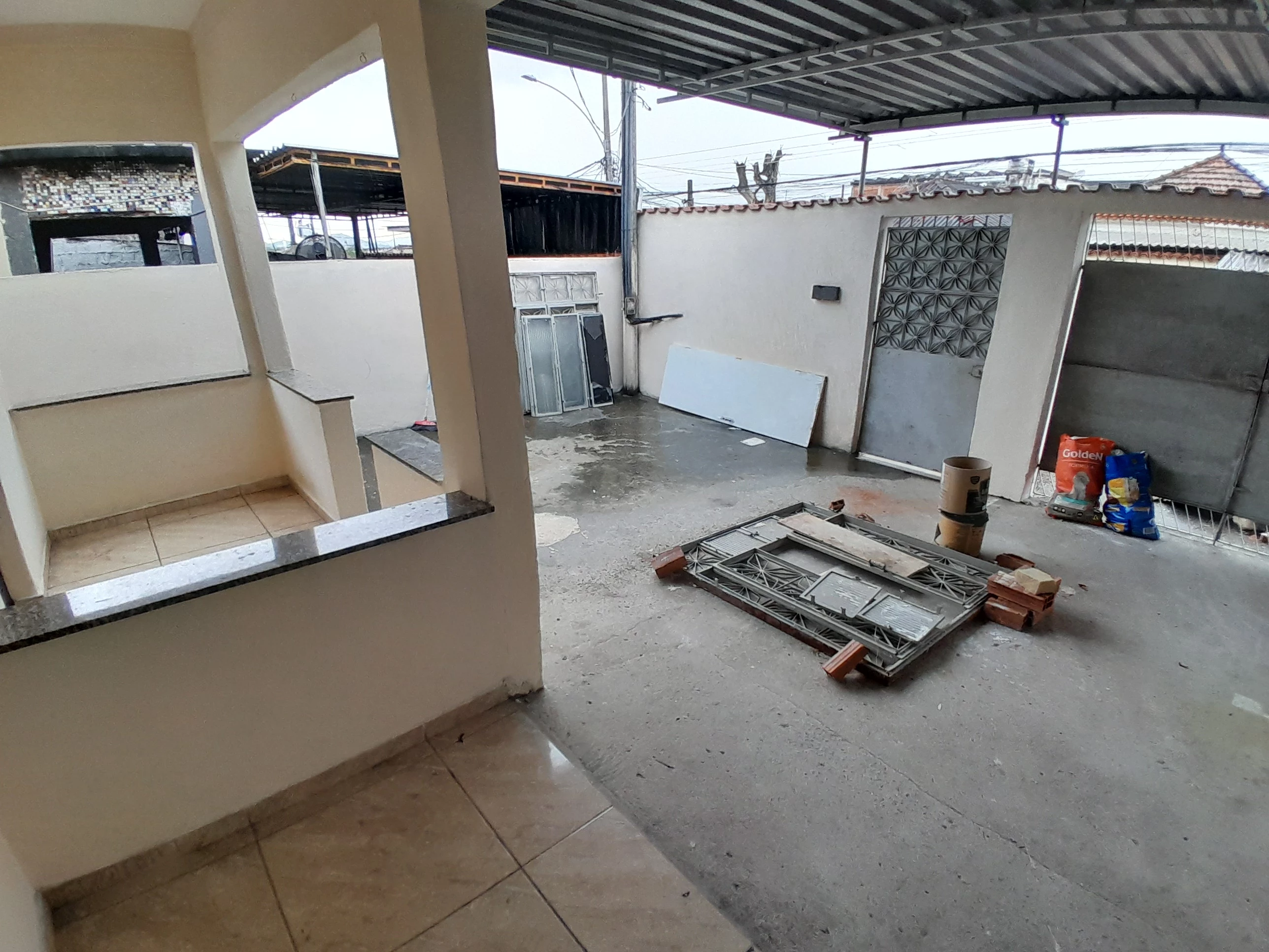 Imagem Casa com 2 Quartos à Venda, 112 m² em Bangu - Rio de Janeiro