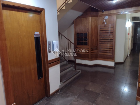 Sala Comercial à Venda, 54 m² em Floresta - Porto Alegre