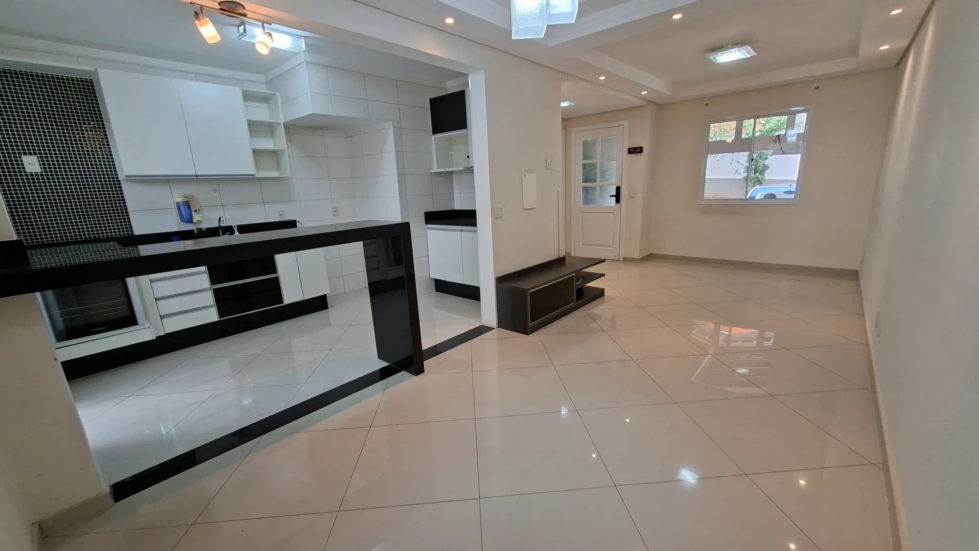 Imagem Casa de Condomínio com 2 Quartos à Venda, 150 m² em Vila Haro - Sorocaba