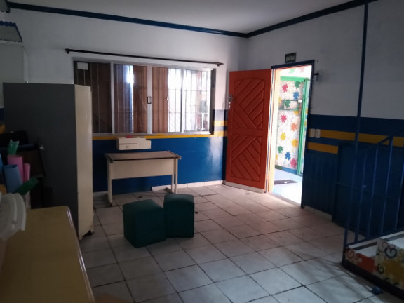 Imagem Casa com 3 Quartos à Venda ou Locação, 180 m² em Jardim Planalto - Carapicuíba