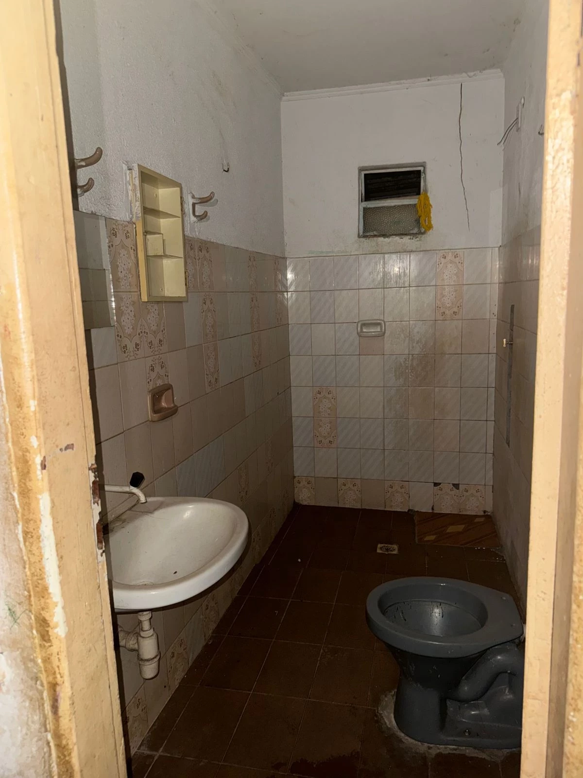 Imagem Casa com 3 Quartos à Venda, 100 m² em Setor Garavelo - Aparecida de Goiânia