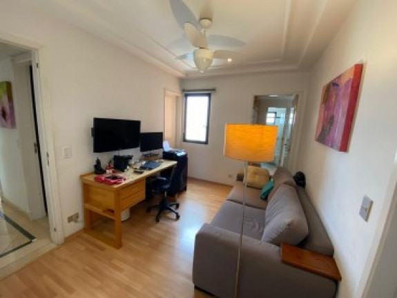 Imagem Apartamento com 4 Quartos à Venda, 220 m² em Vila Uberabinha - São Paulo
