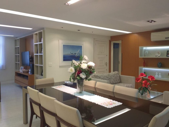 Imagem Apartamento com 3 Quartos à Venda ou Temporada, 161 m²em Icaraí - Niterói