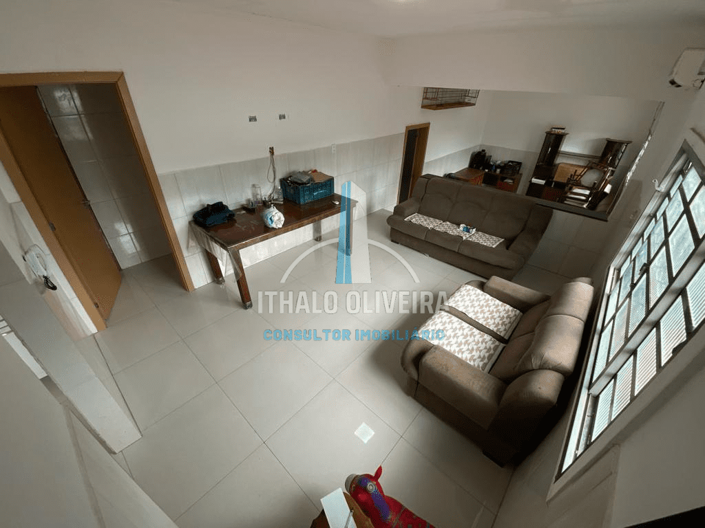 Imagem Casa com 3 Quartos à Venda, 360 m²em Santo Hilário - Goiânia