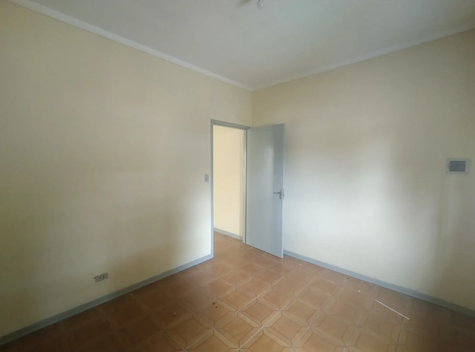 Imagem Casa com 2 Quartos para Alugar, 72 m² em São João - Jacareí