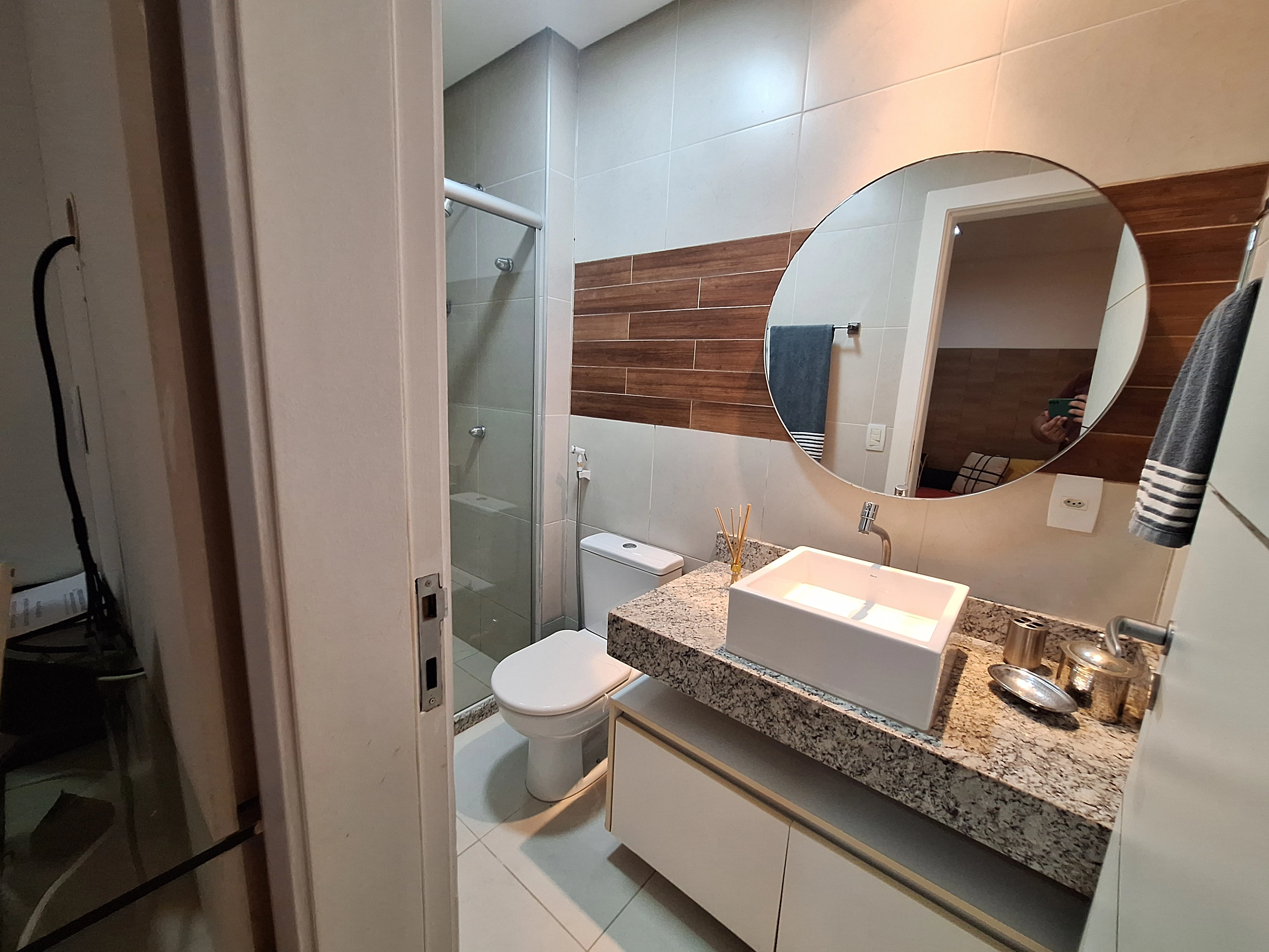 Imagem Casa de Condomínio com 4 Quartos à Venda, 242 m² em De Lourdes - Fortaleza