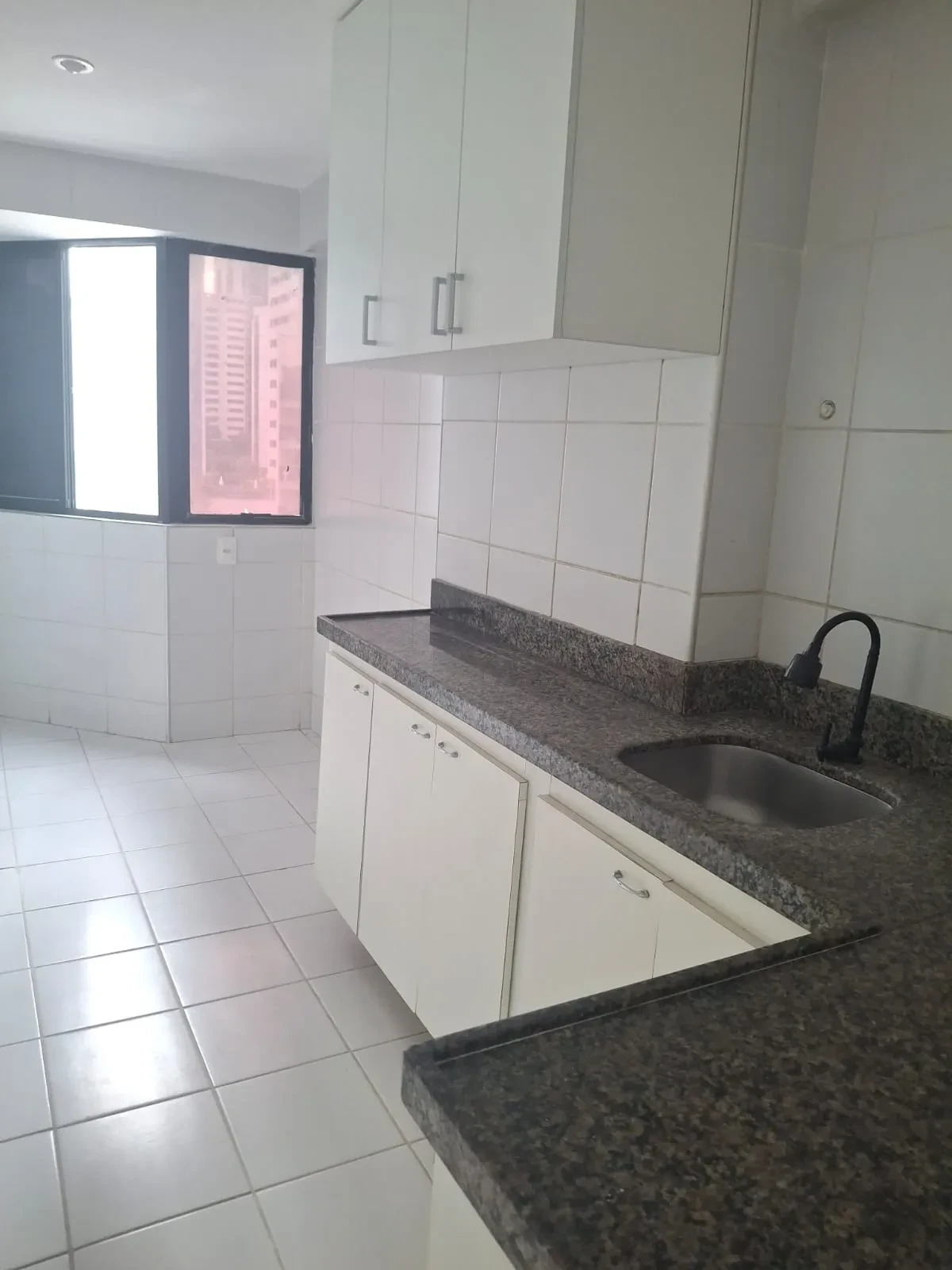 Imagem Apartamento com 3 Quartos para Alugar, 92 metros em Boa Viagem - Recife