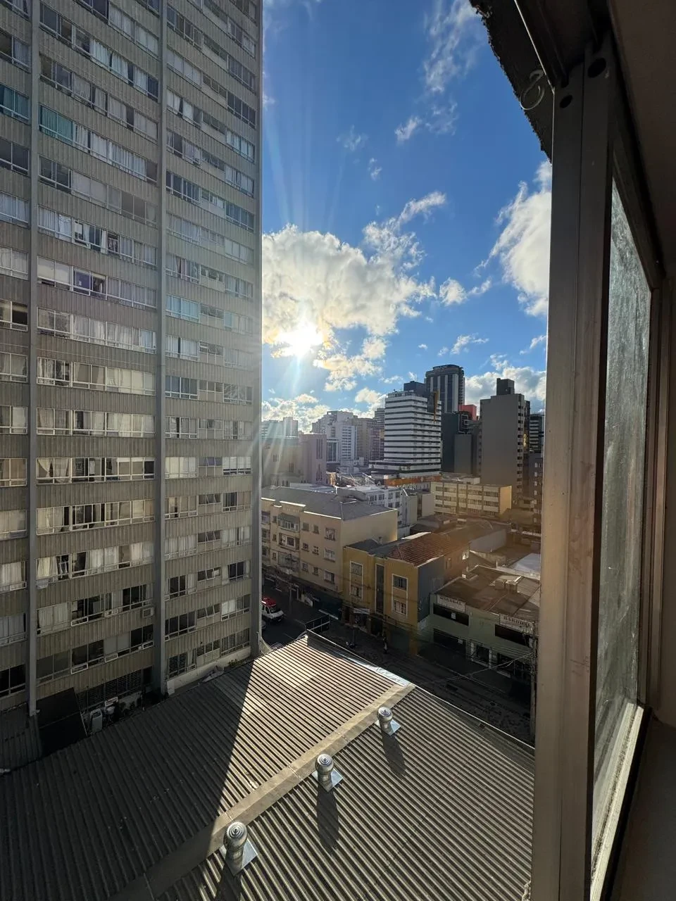 Imagem Apartamento com 1 Quarto à Venda, 30 metros em Centro - Curitiba