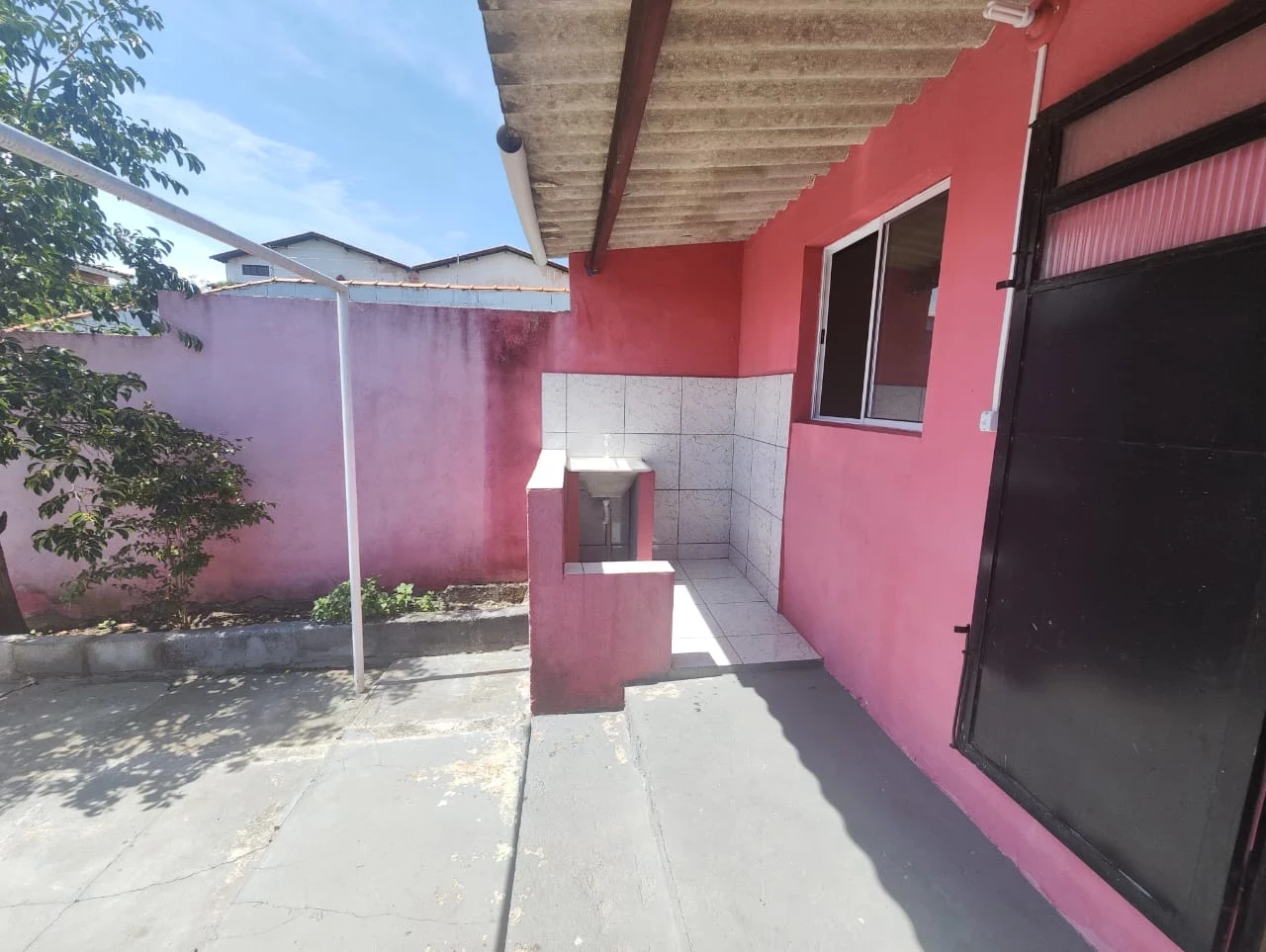 Foto do imóvel: Casa com 2 Quartos para Alugar, 64 m² em Parque Santana - Mogi das Cruzes