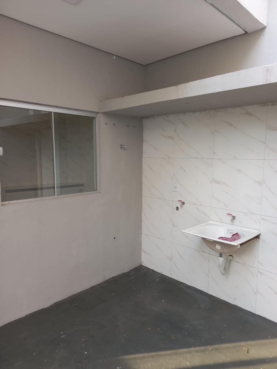 Imagem Casa com 2 Quartos para Alugar, 1 m²em Coophema - Cuiabá