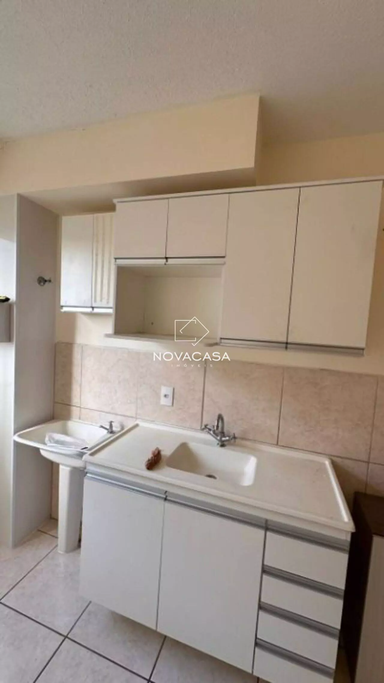 Imagem Apartamento com 2 Quartos à Venda, 47 m²em Chácaras Santa Inês (São Benedito) - Santa Luzia