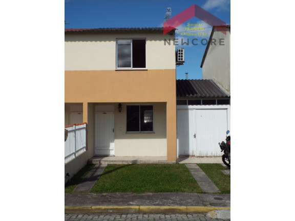 Imagem Casa de Condomínio com 2 Quartos à Venda, 54 m² em Fragata - Pelotas
