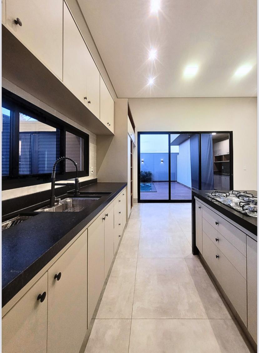 Foto do imóvel: Casa de Condomínio à Venda, 276 m² em Residencial Maria Júlia - São José do Rio Preto