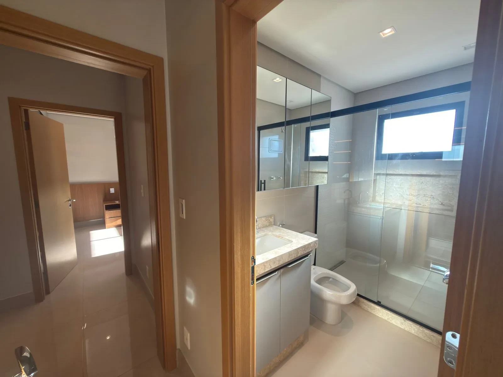 Imagem Apartamento com 4 Quartos para Alugar, 257 m² em Jardim Sumaré - Araçatuba