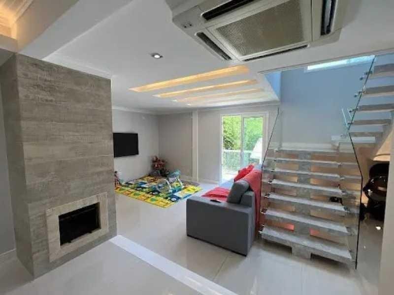 Imagem Casa de Condomínio com 5 Quartos à Venda, 308 m²em Sapê - Niterói