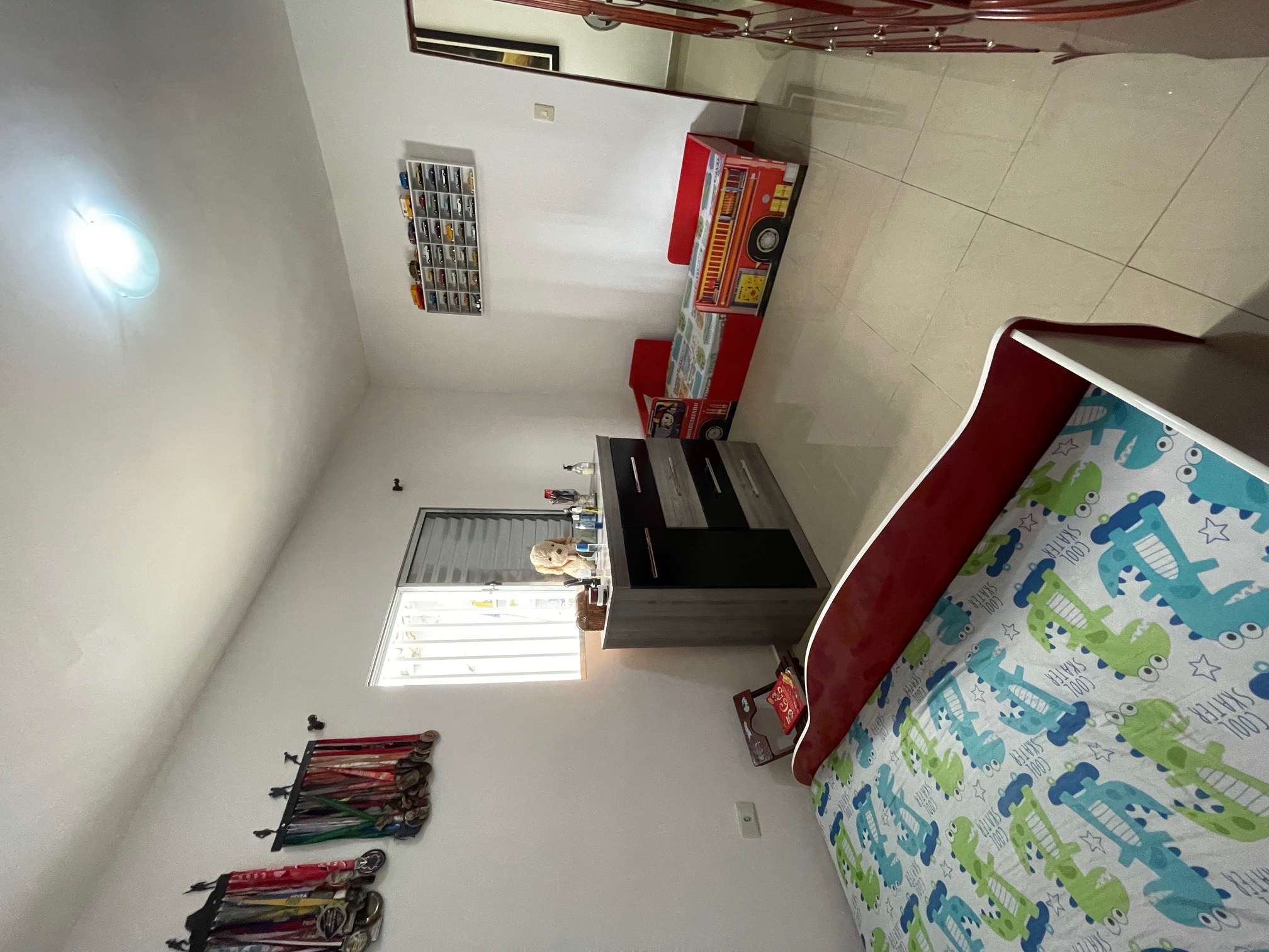 Imagem Casa com 3 Quartos à Venda, 250 m²em Mogi Moderno - Mogi das Cruzes