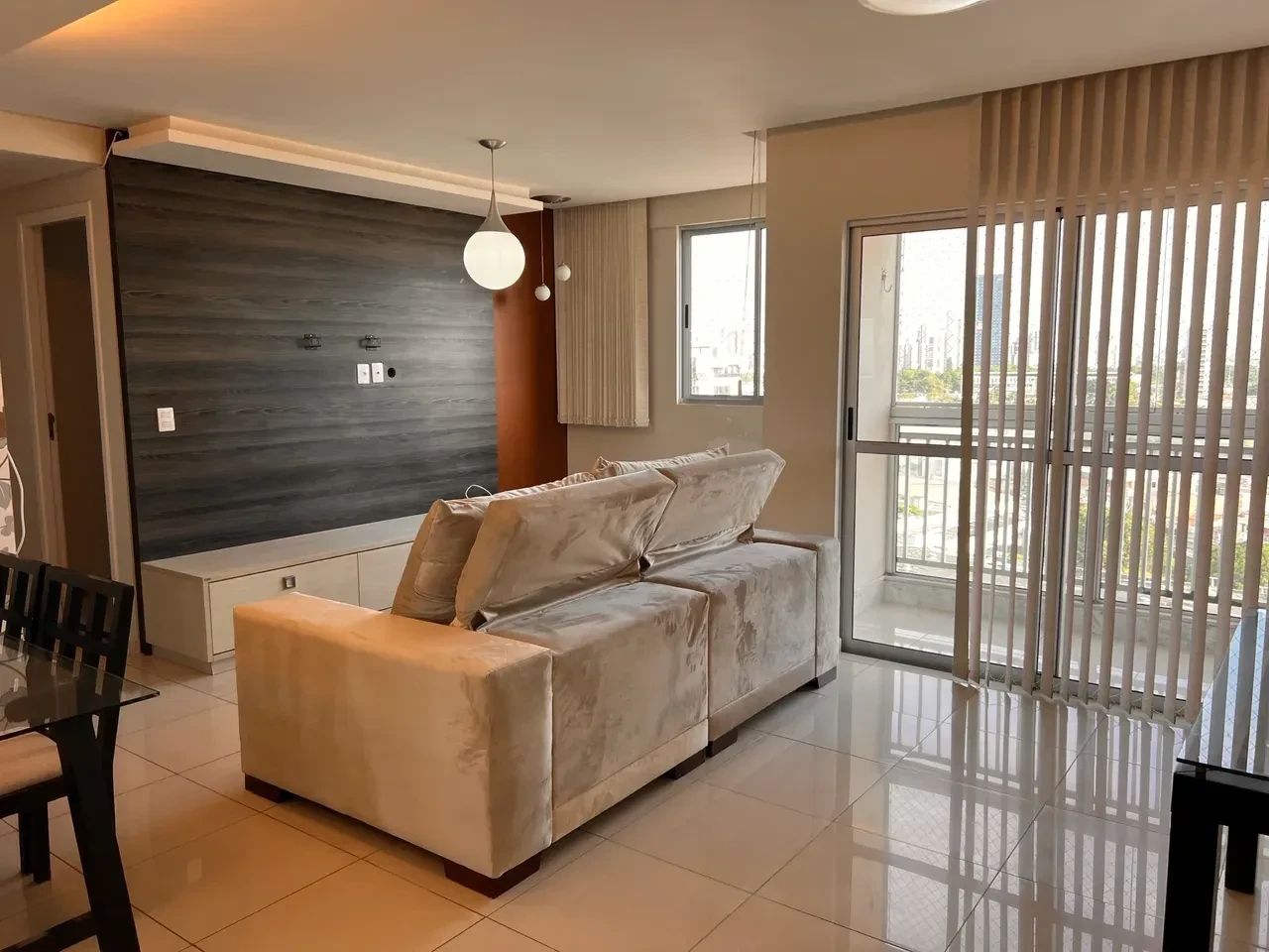 Imagem Apartamento com 2 Quartos para Alugar, 72 metros em Imbiribeira - Recife