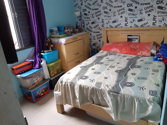 Imagem Apartamento com 2 Quartos à Venda,  em Jardim Mirna - Taboão da Serra