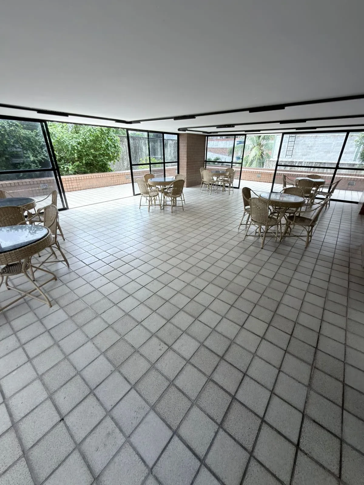 Imagem Apartamento com 3 Quartos à Venda, 183 m² em Parnamirim - Recife