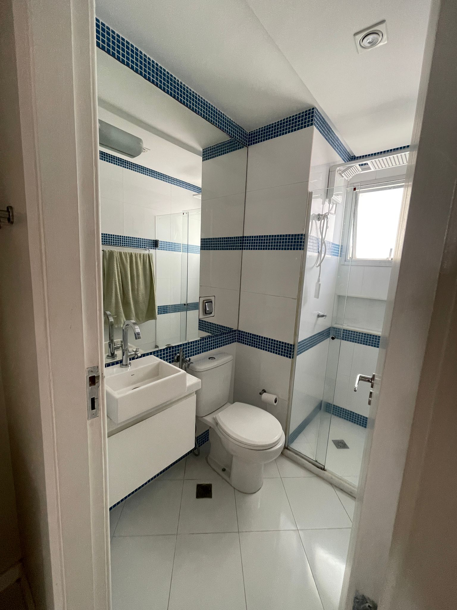 Imagem Apartamento com 4 Quartos à Venda, 122 m²em Imbuí - Salvador