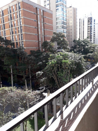 Apartamento com 3 Quartos à Venda ou Locação, 100 m² em Vila Uberabinha - São Paulo