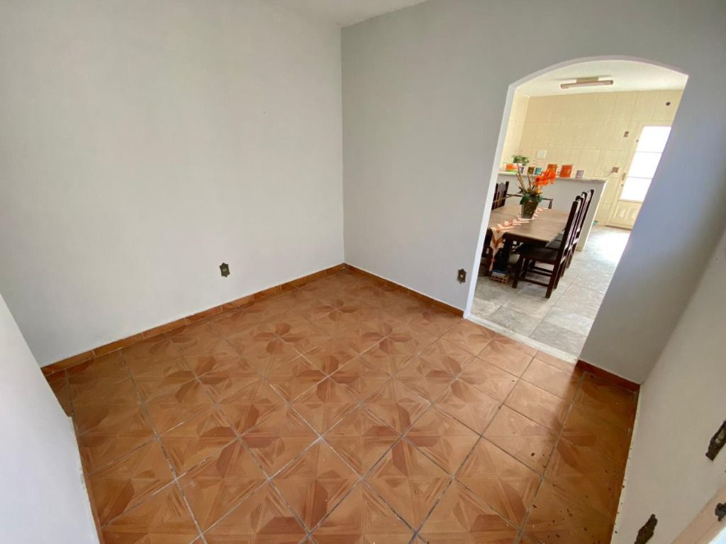Imagem Casa com 3 Quartos à Venda, 250 m² em Santa Mônica - Belo Horizonte